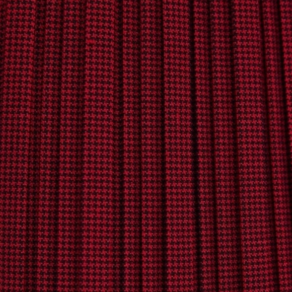 NEW Zara Red & Black High Waisted Pleated Shorts - Picture 7 of 9